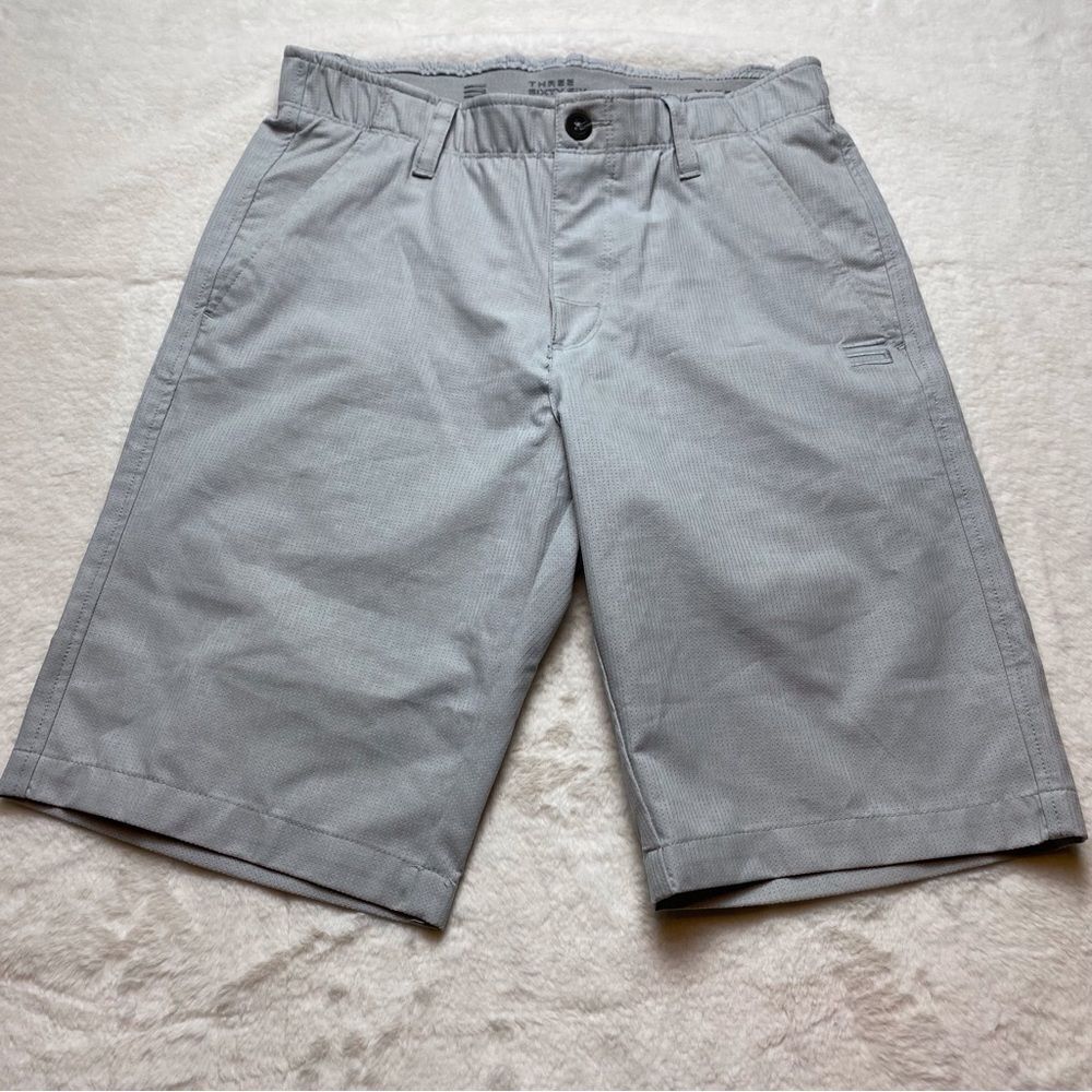 Three Sixty Six Light Gray Shorts Size 28